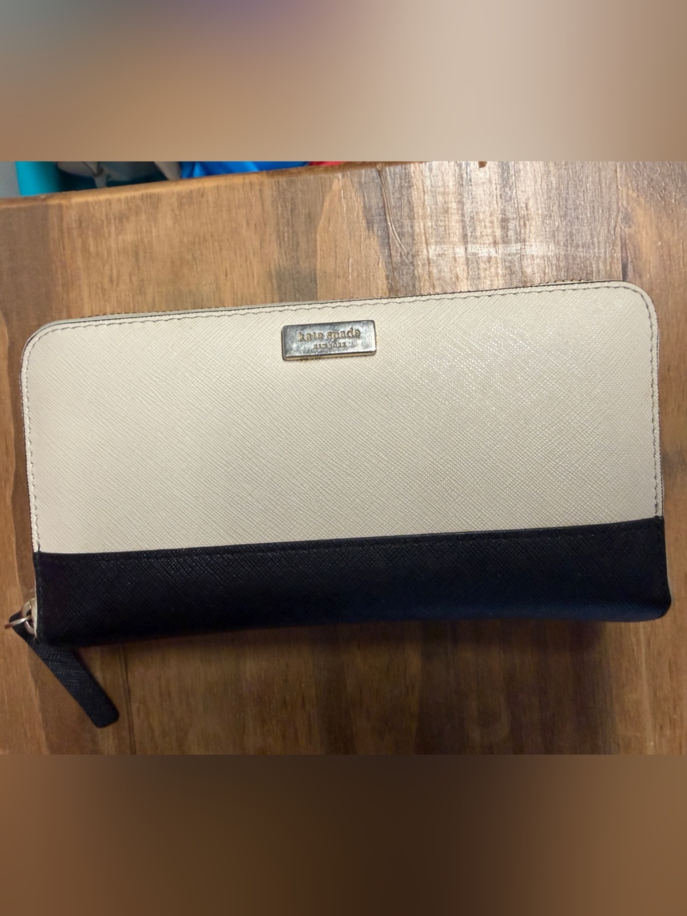 kate spade Two-Tone Zip Around Wallet in Black & Cream